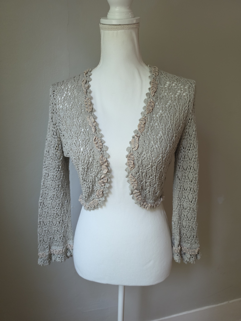 Vintage Express Crochet Open-Front Bolero Cardigan In Light Gray
